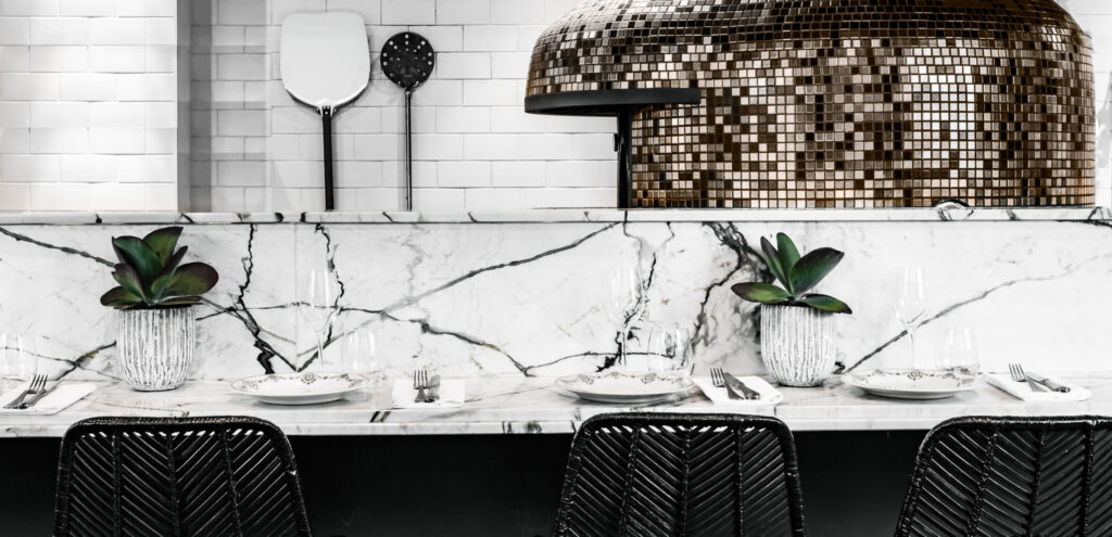 Anima Paris, best pizza, 78 rue du Cherche-Midi, Paris 6, interior bar in marble and mosaic