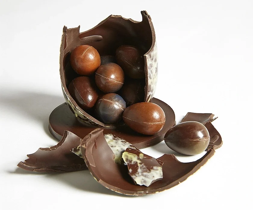 Pierre Marcolini cracked Easter egg filled with smooth chocolate eggs