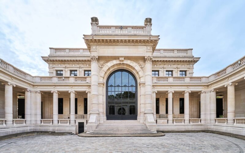 Exterior of Palais Galliera, Paris's fashion museum with neoclassical architecture