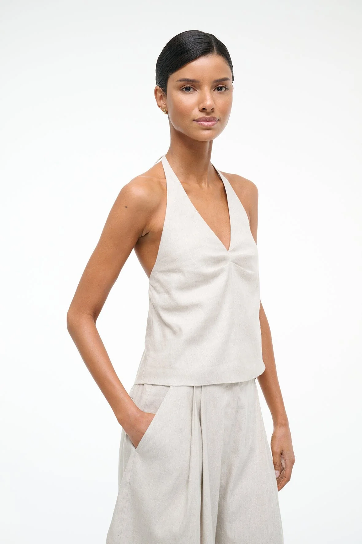 Staud linen top perfect for a heatwave outfit in Paris