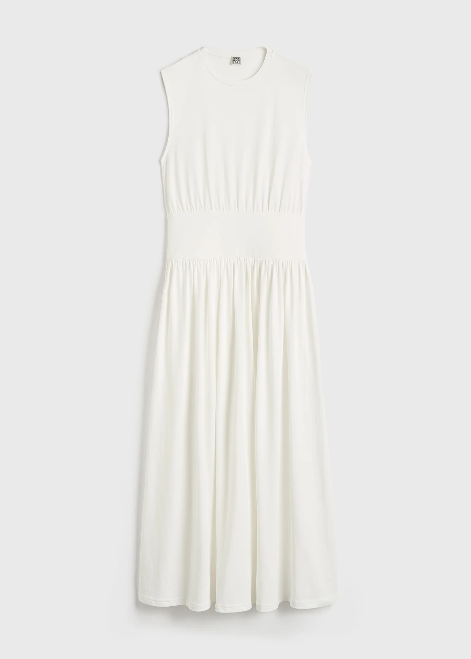Toteme dress perfect for a heatwave outfit in Paris