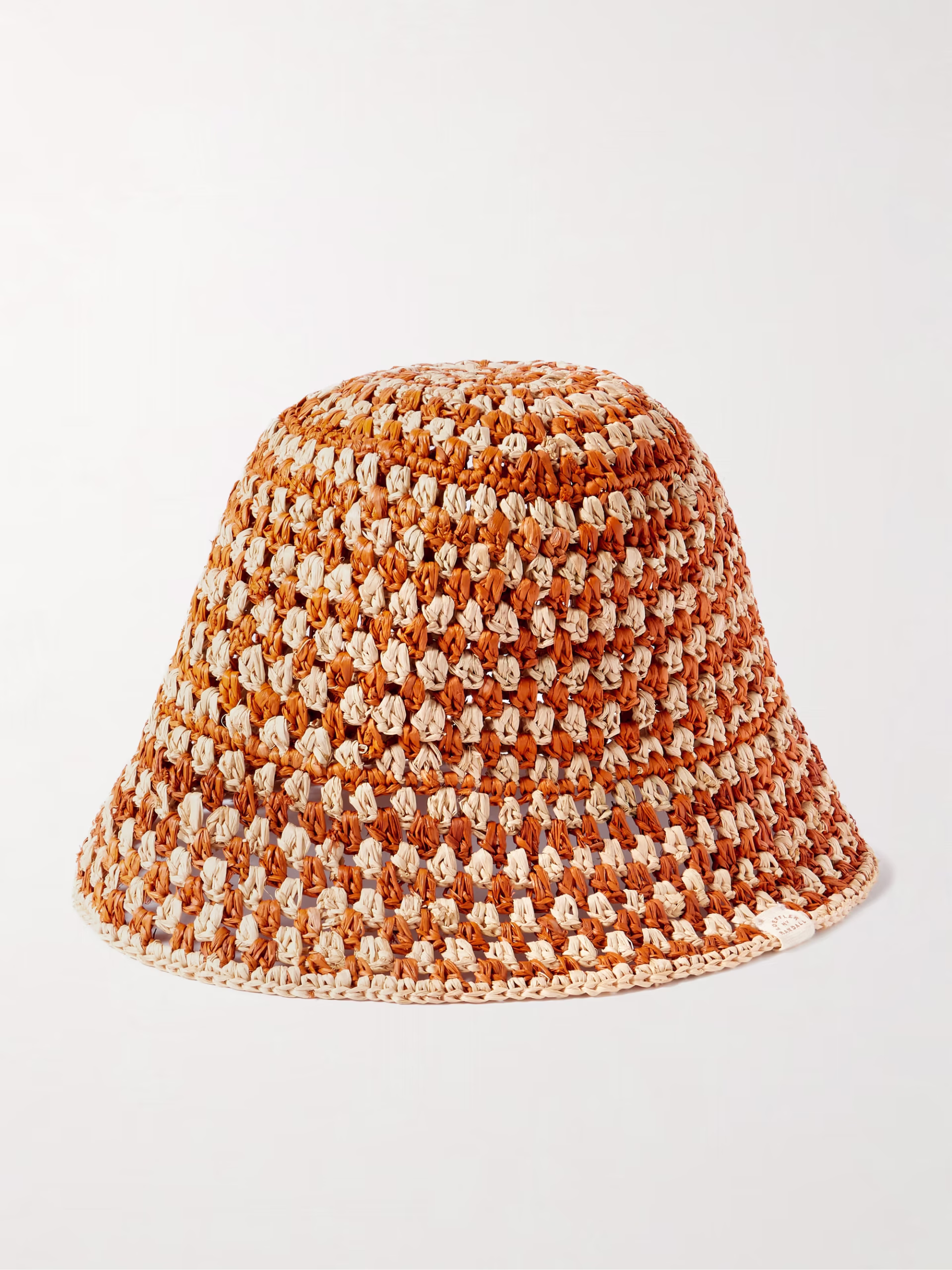 Loeffler Randall hat perfect for a heatwave outfit in Paris
