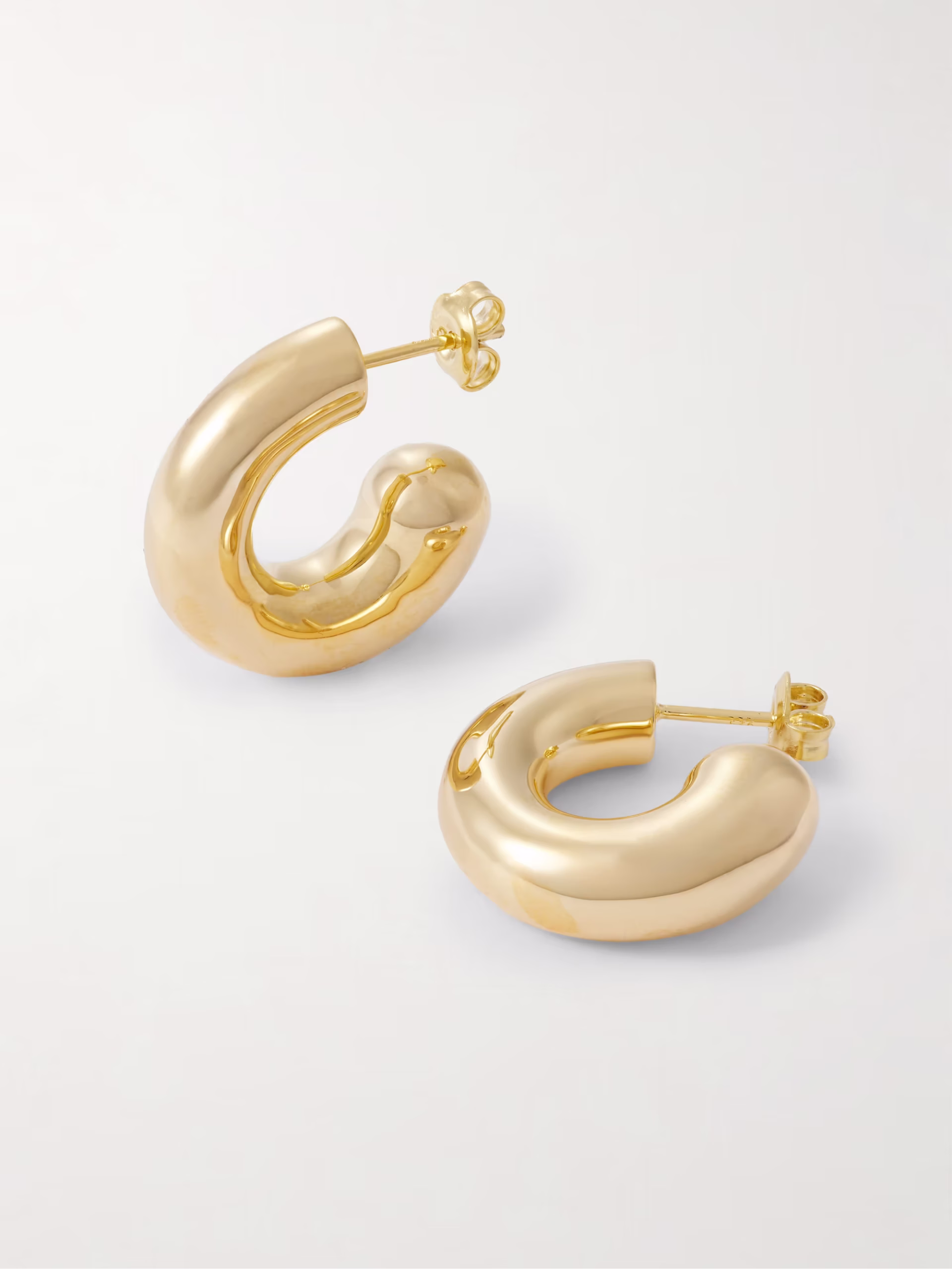 Lié Studio hoop earrings perfect for a heatwave outfit