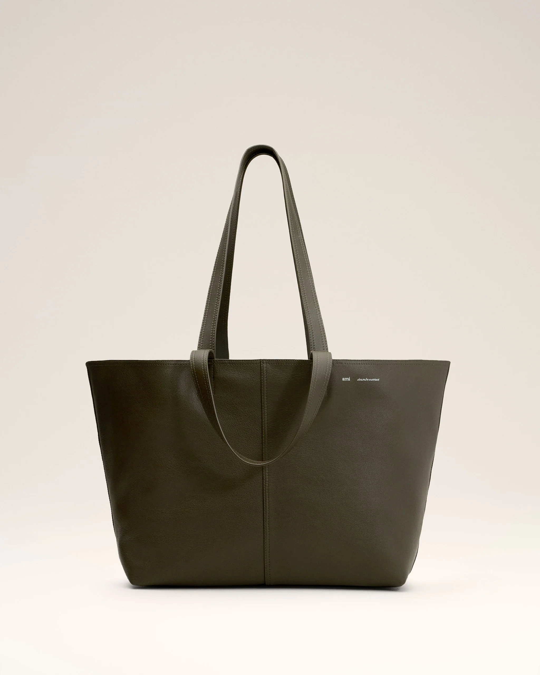Ami Paris Cabas Midi Vert En Cuir Cabas Midi en cuir lisse.