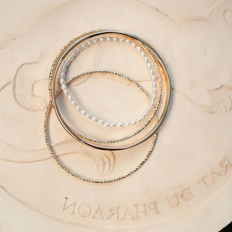 Gold-plated bracelets from Balaboosté